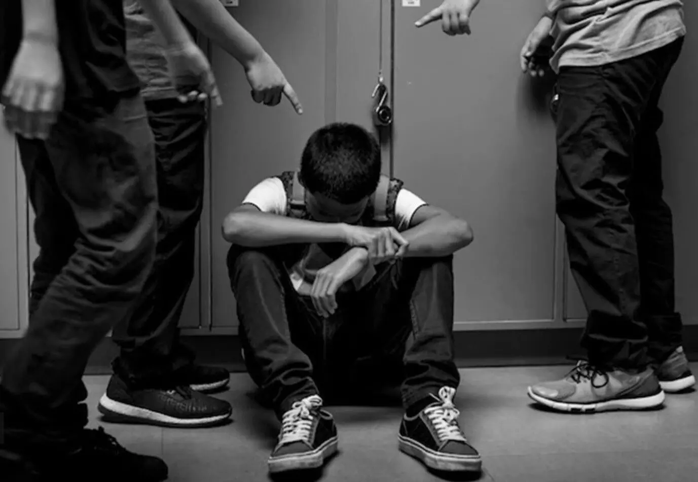 Kneel down to air chair: 7 students booked for ragging at Kakatiya Medical College in Warangal Kneel down to air chair: 7 students booked for ragging at Kakatiya Medical College in Warangal