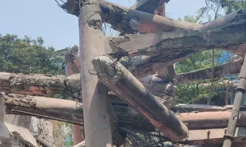 Hyderabad: HYDRAA safely demolishes 65-year-old water tank, averts major disaster in Sanjeeva Reddy Nagar