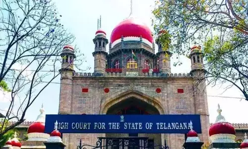 HC issues contempt notice to cops for seizing vehicles