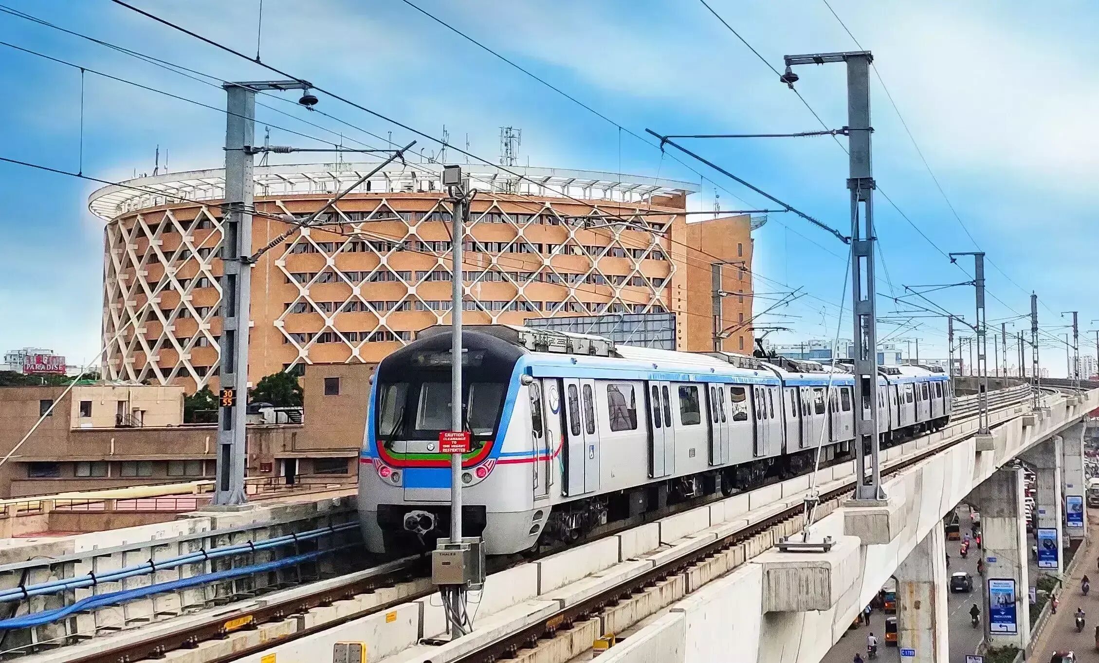 Hyderabad Metro will operate for an extra hour from 10 Oct