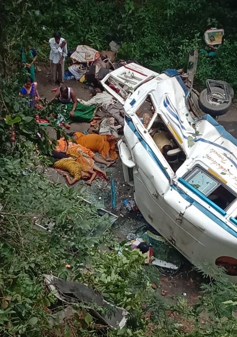 Bus Accident Godavari 2