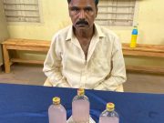 VRO invites farmer to barber shop to fix bribe deal; grabbed by ACB