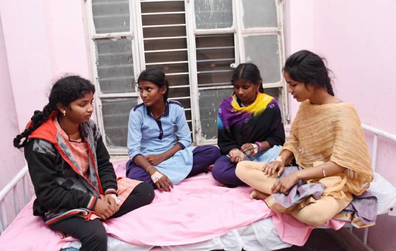 51 students fall sick in Warangal, mess contractor blamed for serving bad food