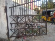 School gate collapses, kills 12-year-old in Borabanda, Hyderabad
