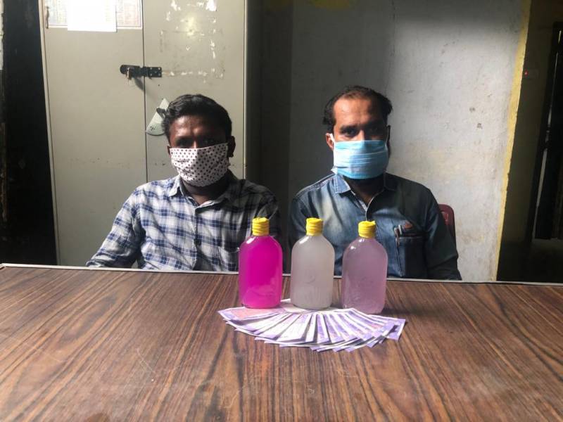2 workers of Khammam tehsildars office held for taking bribe