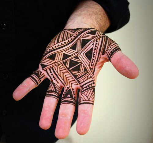 Simple Mehndi designs for groom Archives | Threads - WeRIndia