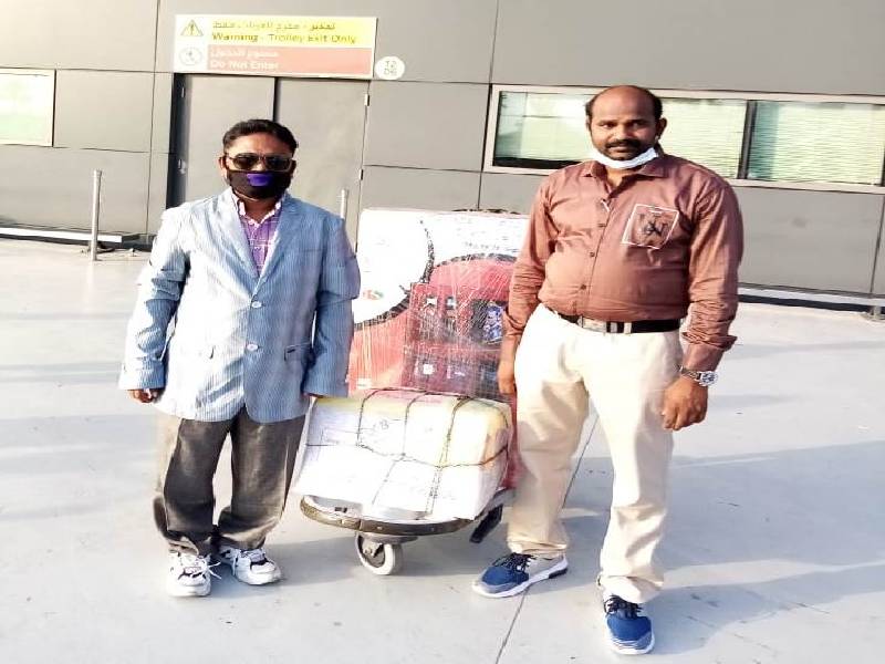 Telangana man who accidentally crossed UAE border 5 years ago, returns home. Telangana man who accidentally crossed UAE border 5 years ago, returns home.