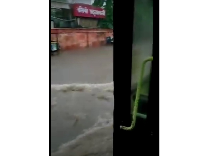 Bus Flooded (1)