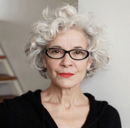 10 Stylish Hairstyles for 50 Year Old Women with Glasses