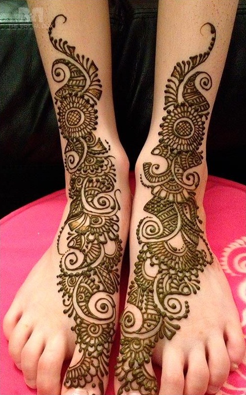 Ivana's Mehndi Design Stencils for Leg, Both Leg Set of 2 Pcs | Henna  Tattoo Stencil for Women, Girls and Kids | Easy to use in just 4 Steps |  Mehandi Sticker | (L2) : Amazon.in: Beauty